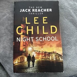 Night School. 9780593073919